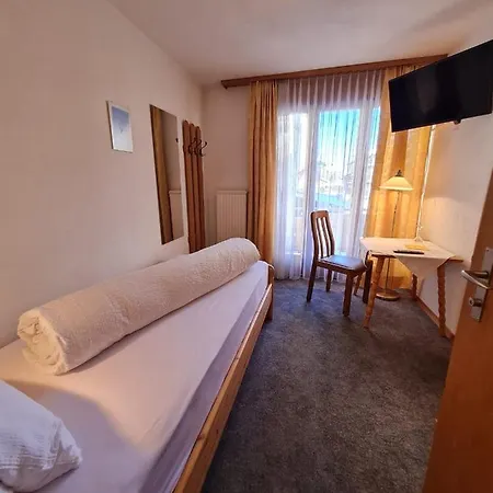 Hotel Restaurant Krone 3*