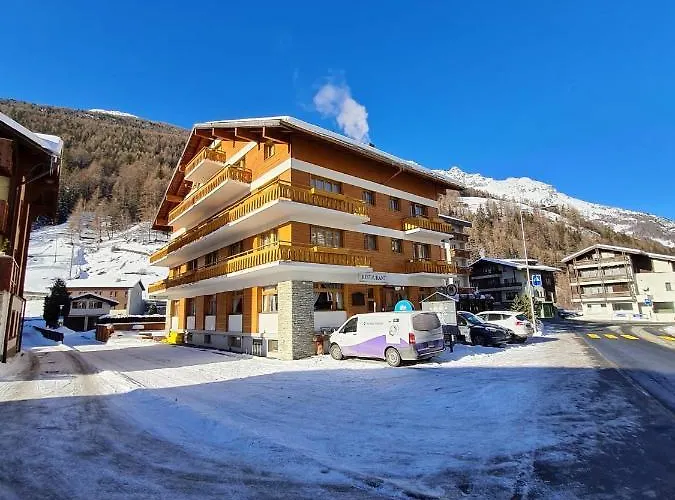 Hotel Restaurant Krone Saas-Grund